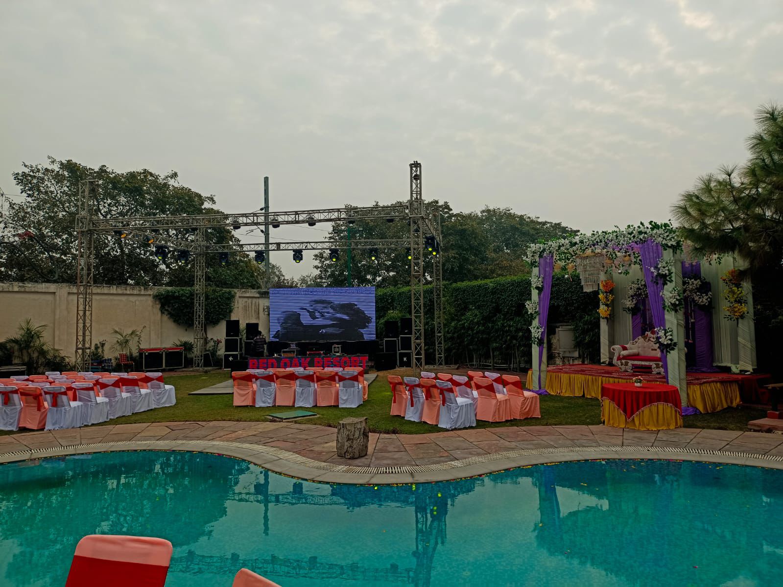 Red Oak Resort stage set up by the pool